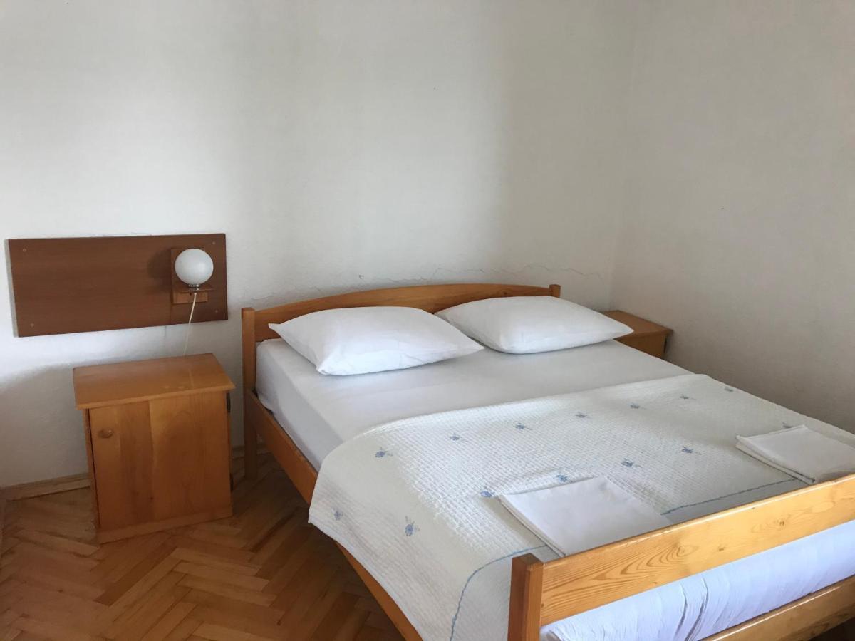 Apartmani Vilma Pakoštane Εξωτερικό φωτογραφία
