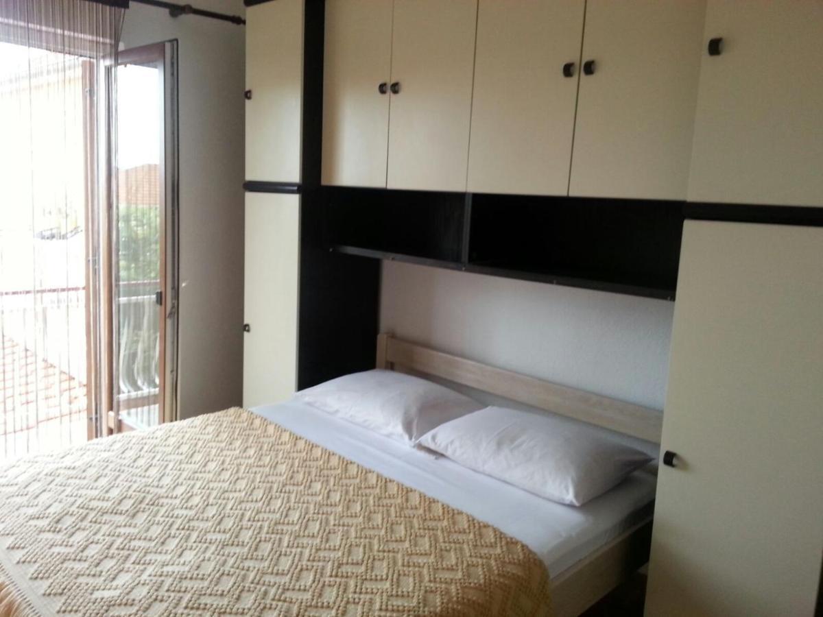 Apartmani Vilma Pakoštane Εξωτερικό φωτογραφία